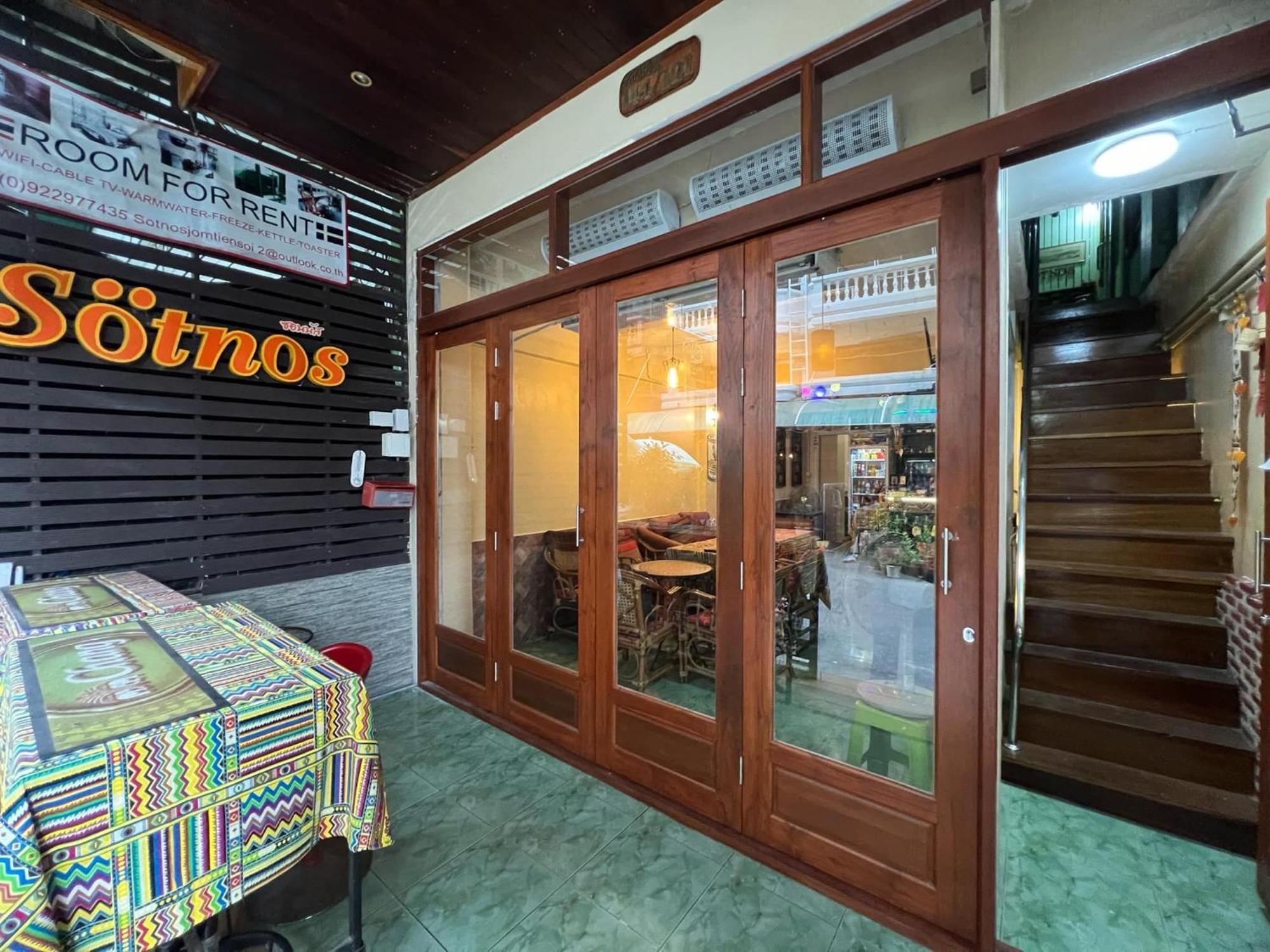 Hotel Soetnos Jomtien pláž Exteriér fotografie